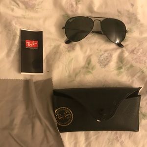 polarized black lens black frame RayBan aviators